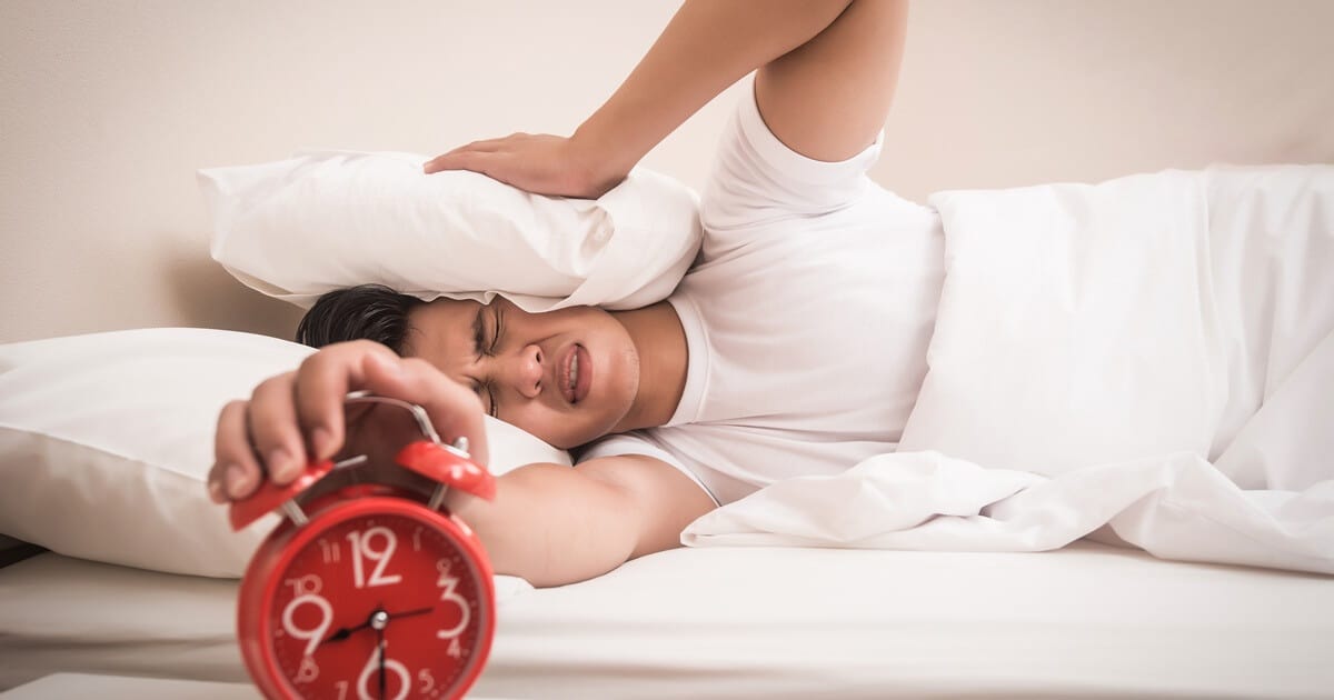 อยากตื่นนอนอย่างสดใส ต้องไม่กด เลื่อนนาฬิกาปลุก ซ้ำแล้วซ้ำอีก