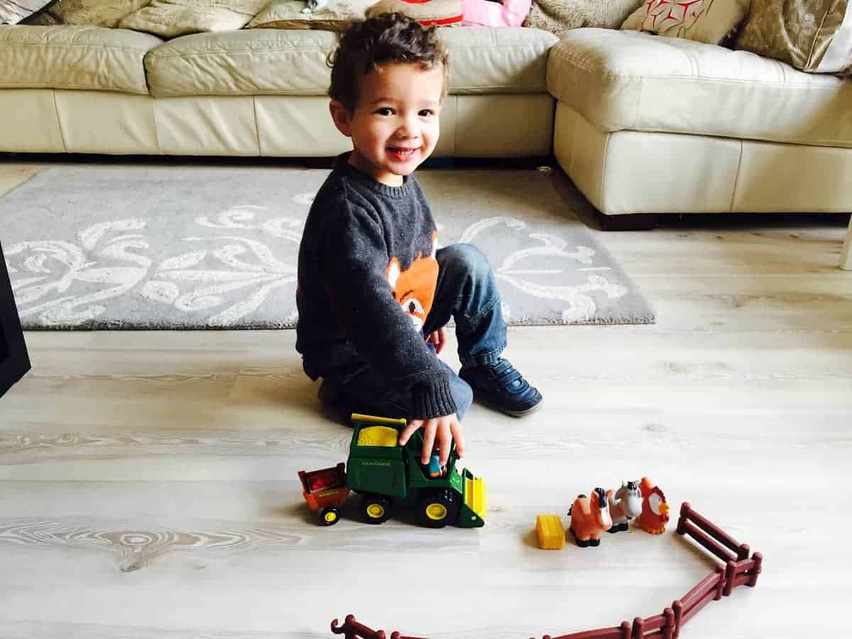 เด็ก 25 เดือน พัฒนาการและวิธีดูแลที่คุณพ่อคุณแม่ควรรู้