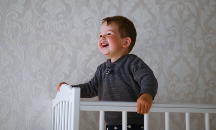 ลูกน้อยวัย 18 เดือน การเจริญเติบโต พัฒนาการ และวิธีดูแล