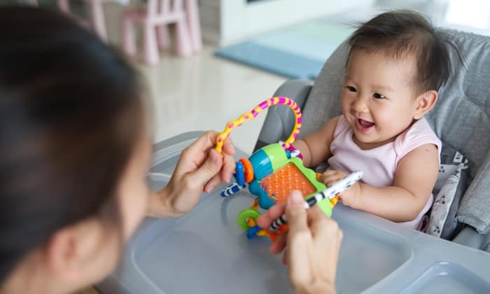 การสื่อสารกับทารก ทักษะสำคัญของลูกน้อยที่ไม่ควรมองข้าม