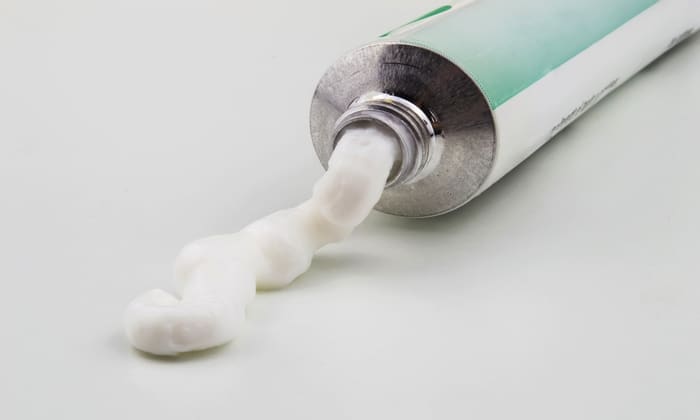 ซูลโคนาโซล (Sulconazole)