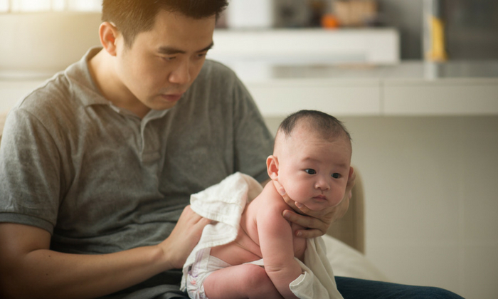 ทารกท้องอืด แก๊สในกระเพาะอาหารเยอะ รับมือได้อย่างไรบ้าง