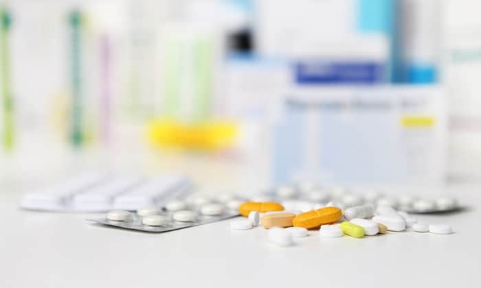 Amitriptyline (อะมิทริปไทลีน) ข้อบ่งใช้ และผลข้างเคียง