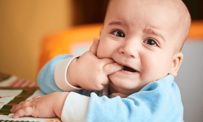 ฟันซี่แรก ของลูก และข้อควรรู้สำหรับคุณพ่อคุณแม่