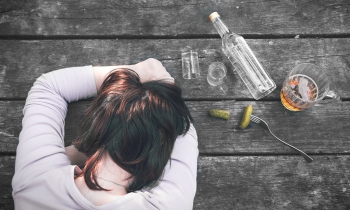 อาการเมาค้าง ปัญหาแสนหงุดหงิดของนักดื่ม สามารถป้องกันได้