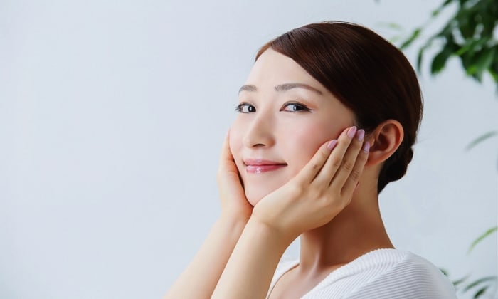 ลดรอยสิว รอยดำ ให้ผิวดูกระจ่างใสขึ้น ทำได้อย่างไรบ้าง