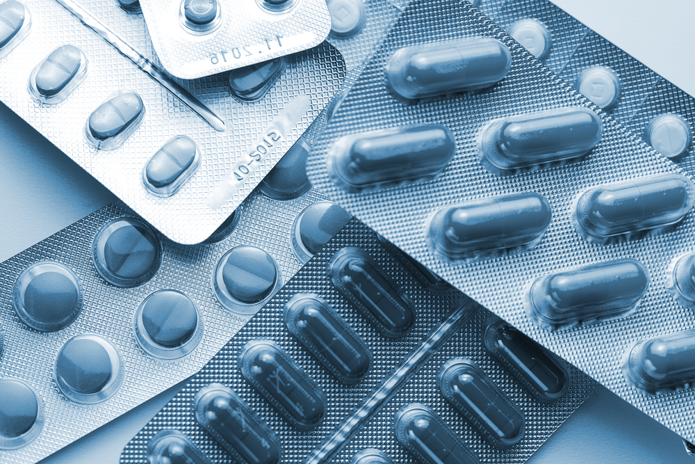 คลอเฟนิรามีน (Chlorpheniramine) ข้อบ่งใช้ และผลข้างเคียง