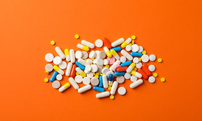 อินดินาเวียร์ ซัลเฟต (Indinavir Sulfate)