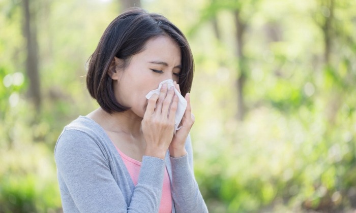 ผู้ป่วยภูมิแพ้ กับผลกระทบทางจิตใจ จะรับมือได้อย่างไรบ้าง