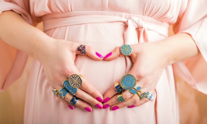 แม่ท้องทำเล็บ อย่างไรจึงจะปลอดภัย และความเสี่ยงที่ควรรู้