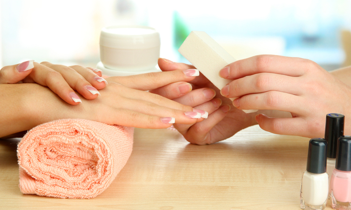 ปัญหาสุขภาพจากการทำเล็บเจล และวิธีการดูแลเล็บ