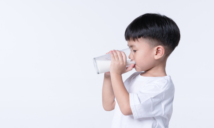 เด็กแพ้แลคโตส สาเหตุ และวิธีการรับมือ
