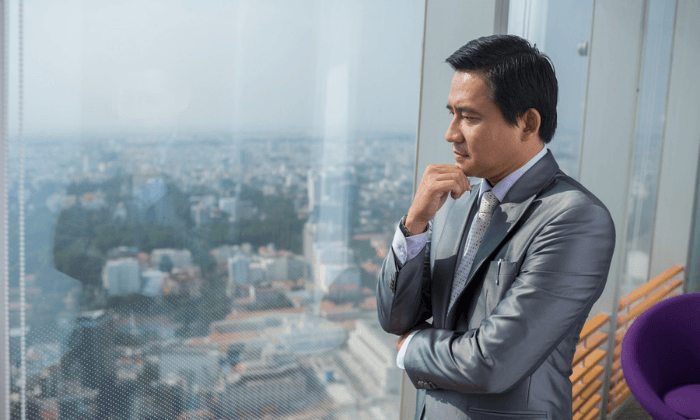 วิกฤตวัยกลางคน ภาวะที่อาจทำให้ชีวิต ผู้ชาย ต้องเสียศูนย์และสูญเสีย!!