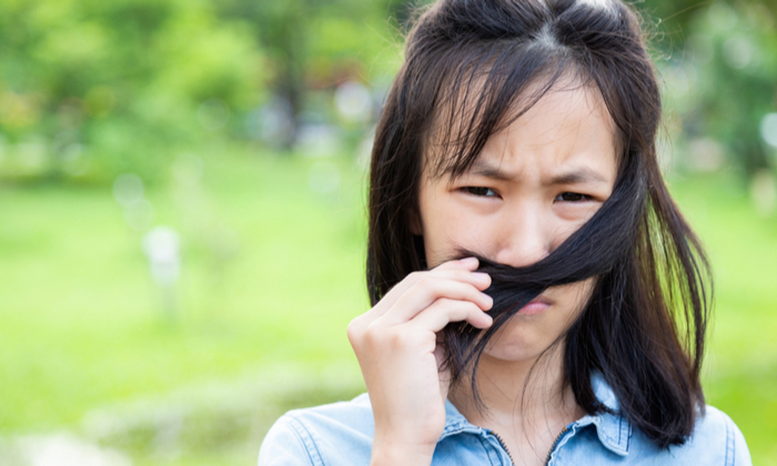 ภาวะผมเหม็น สาเหตุ และวิธีการรักษา