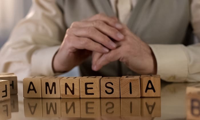 ความจำเสื่อม (Amnesia)