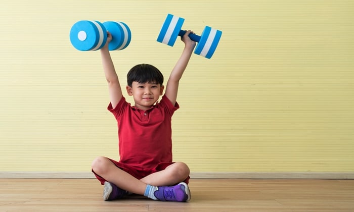 ฝึกความแข็งแรงของกล้ามเนื้อ ก็สำคัญสำหรับเด็ก ๆ เหมือนกันนะ!