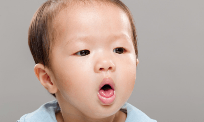 อาการไอในเด็กเล็ก คุณพ่อคุณแม่บรรเทาได้ด้วยวิธีธรรมชาติ