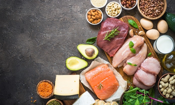 การกินอาหาร คาร์โบไฮเดรตต่ำ (Low-Carb Diets) มีข้อดีและข้อเสียอย่างไร