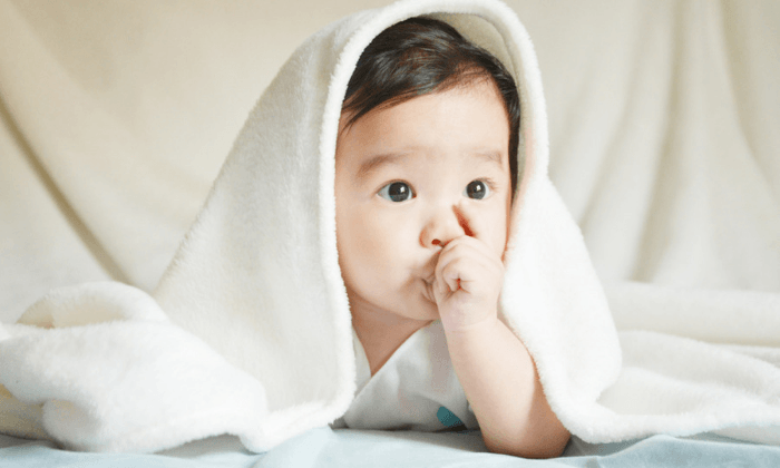 ดูดนิ้ว กัดเล็บ พฤติกรรมที่อาจช่วยให้เด็กรอดพ้นจากโรคภูมิแพ้เมื่อโตขึ้น