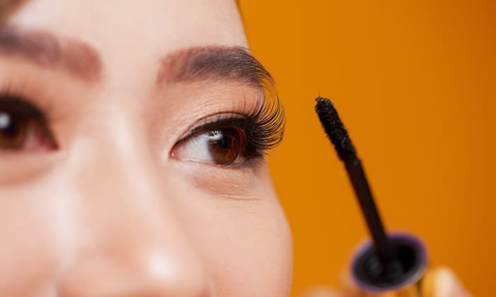 บำรุงขนตา ให้ยาวหนาแบบเป็นธรรมชาติ น้ำมันมะพร้าวช่วยได้