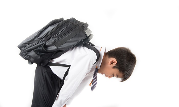 ระวัง! เป้สะพายหลัง หากใช้ผิดปัญหาสุขภาพอาจตามมา