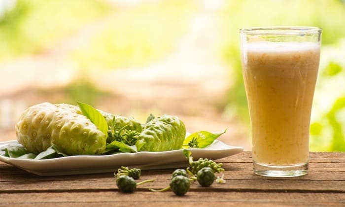 ลูกยอ สมุนไพรพื้นบ้าน มีประโยชน์อย่างไร