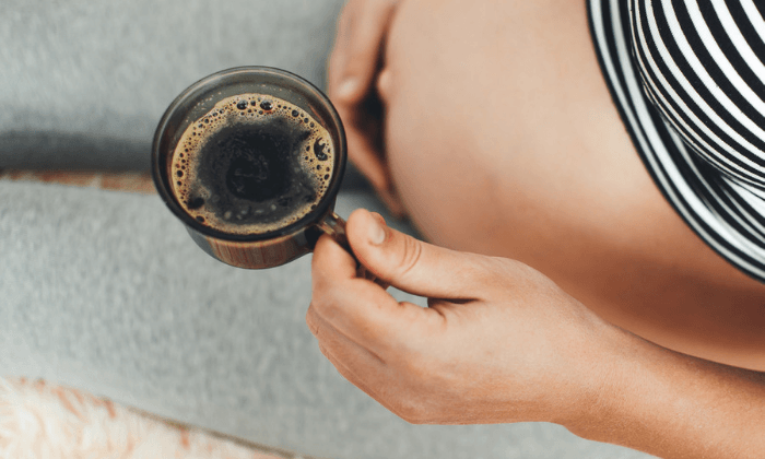 คนท้องกินกาแฟ เป็นอันตรายหรือเปล่า