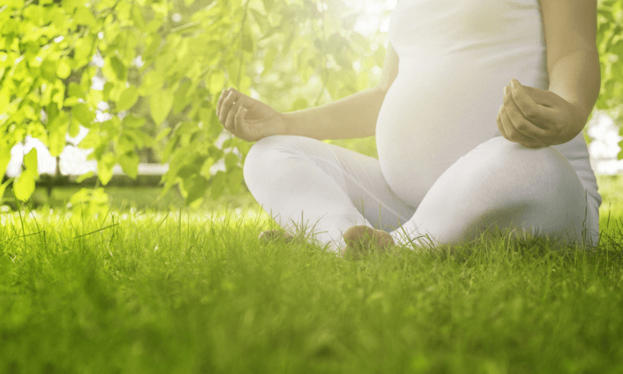 โยคะสำหรับคนท้อง มีประโยชน์ต่อสุขภาพคุณแม่และทารกอย่างไร