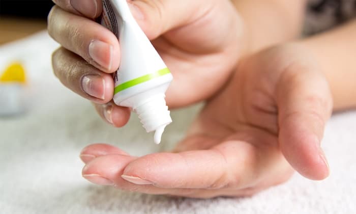 แอมซิโนไนด์ (Amcinonide)