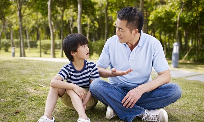 พ่อแม่ โกหกลูก จะส่งผลต่อลูกอย่างไรบ้าง