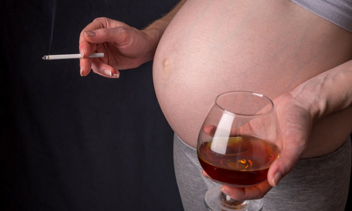 ดื่มแอลกอฮอล์ขณะตั้งครรภ์ ส่งผลกระทบต่อทารกในครรภ์