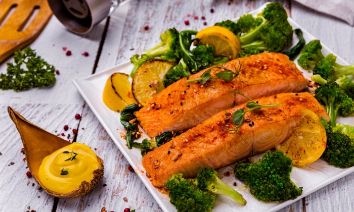 สูตรปลาแซลมอนย่างซอสมะนาว เมนูสำหรับคนรักปลา