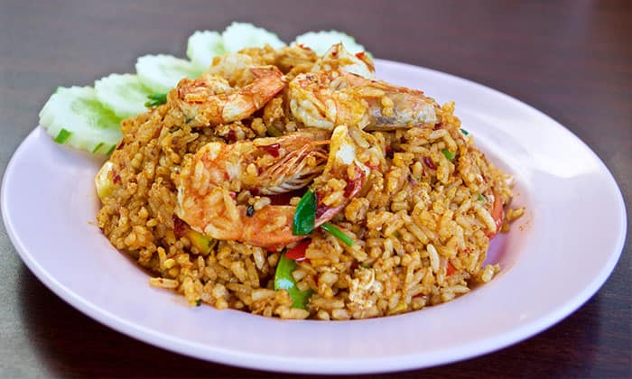 สูตรข้าวผัดต้มยำกุ้ง พร้อมประโยชน์สุขภาพจากสมุนไพรไทย