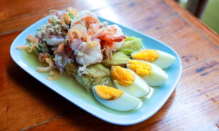 ยำมะเขือยาวย่าง และประโยชน์ต่อสุขภาพ