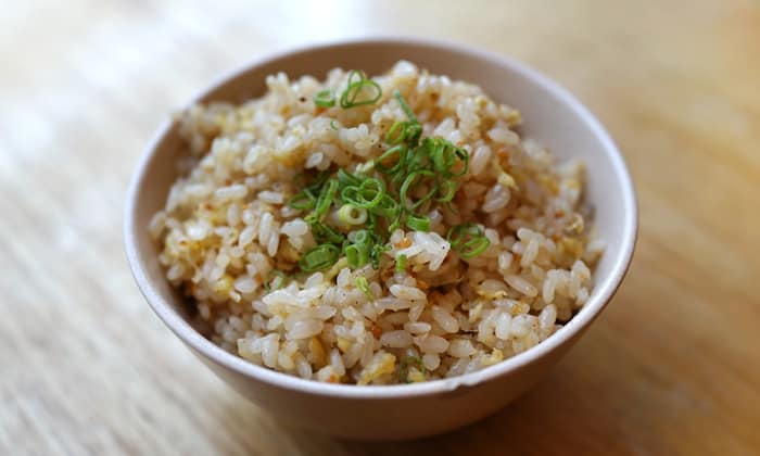 สูตรข้าวผัดกระเทียม เมนูง่าย ๆ เพื่อสุขภาพ