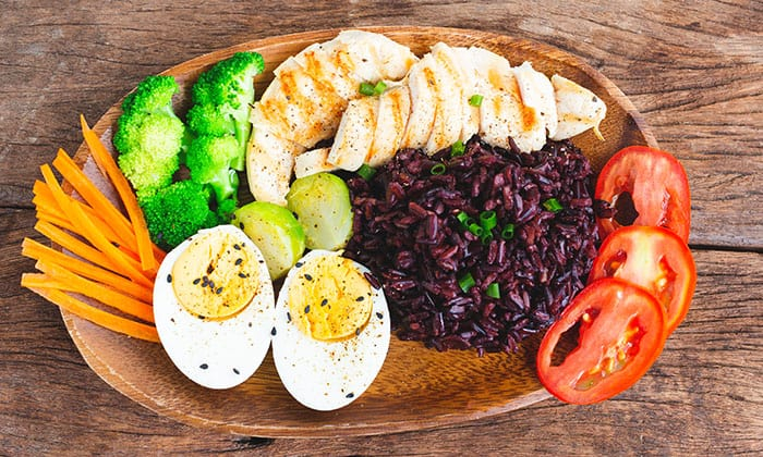 สูตรข้าวกล้องผัดสับปะรดใส่อกไก่