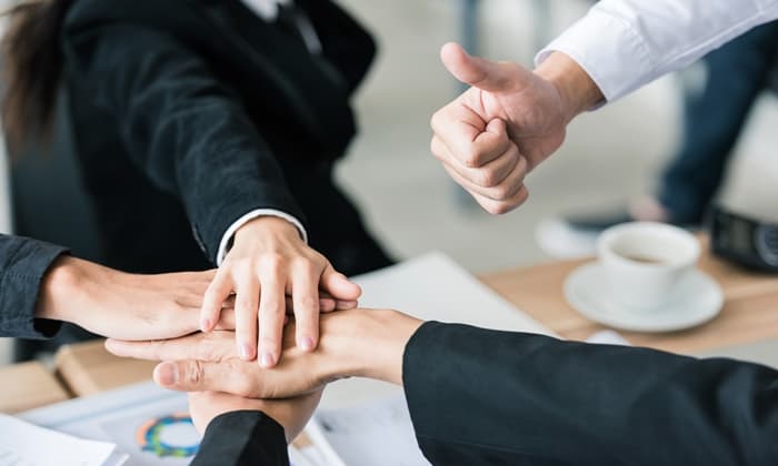 ปัญหาโลกแตก! รับมืออย่างไรเมื่อ เพื่อนร่วมงานเป็นไบโพลาร์