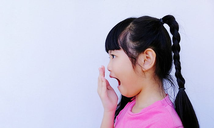 สาเหตุที่ทำให้เด็กมีกลิ่นปาก