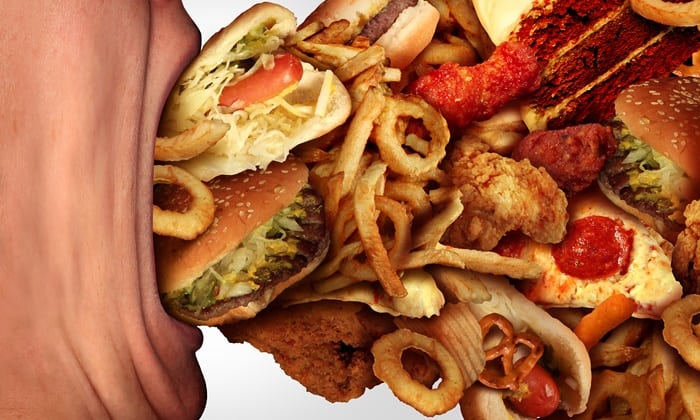 กินมากเกินไป พฤติกรรมไม่พึงประสงค์ที่ควรหยุดทันที