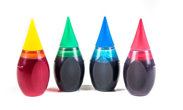 สีผสมอาหารสังเคราะห์ ทานได้ แล้วมีอันตรายหรือเปล่า?