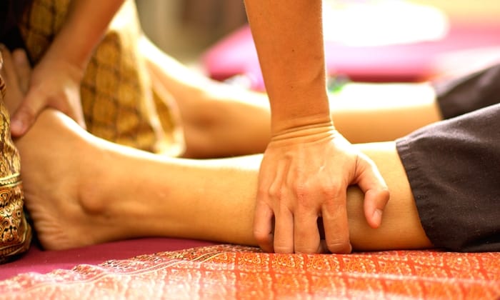 นวดแผนไทย ดีจริงไหม? ทำไมใคร ๆ ถึงติดใจกันนัก