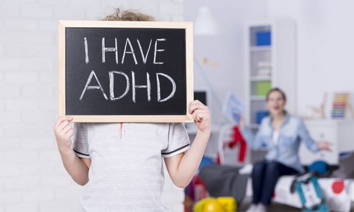 อาการสมาธิสั้นในเด็ก ปัจจัยเสี่ยง วิธีป้องกัน