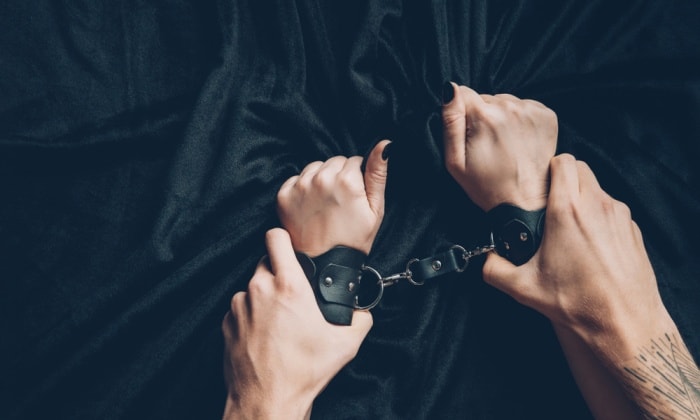 BDSM คืออะไร รสนิยมทางเพศแบบนี้ปกติหรือไม่