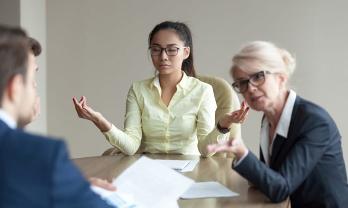 ทนไม่ไหว แต่ยังต้องทน จะมี วิธีอดทนกับเพื่อนร่วมงาน อย่างไรบ้าง