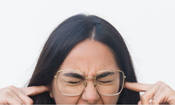 รำคาญเสียงรอบข้าง เสี่ยงเข้าสู่ ภาวะมีโซโฟเนีย หรือเปล่านะ?