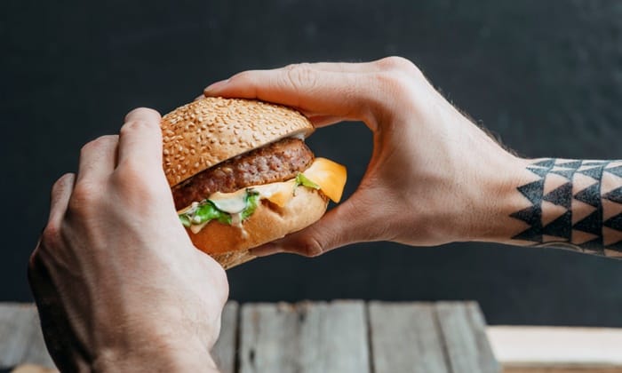 อาหารแปรรูป กับ ความเสี่ยงสุขภาพ ที่อาจตามมา