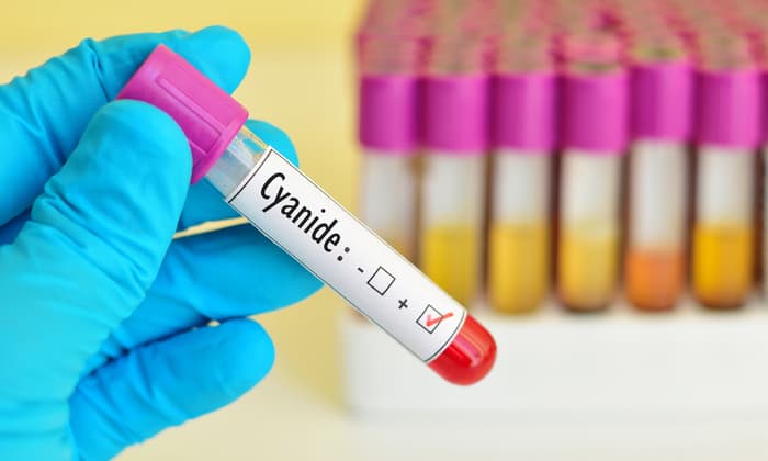 พิษไซยาไนด์ (Cyanide Poisoning)