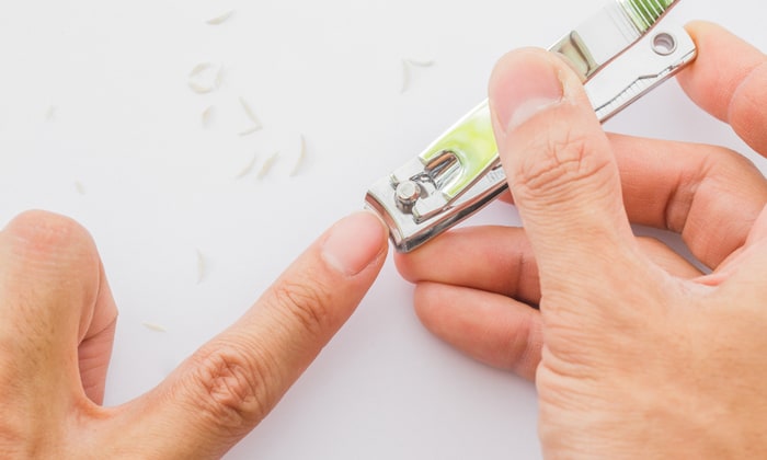 ตัดเล็บ ให้สั้น สำคัญอย่างไร และวิธีการตัดเล็บอย่างถูกต้อง