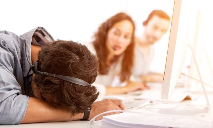 เพื่อนร่วมงาน เจ็บป่วยเรื้อรัง ควรปฏิบัติตัวอย่างไรดี