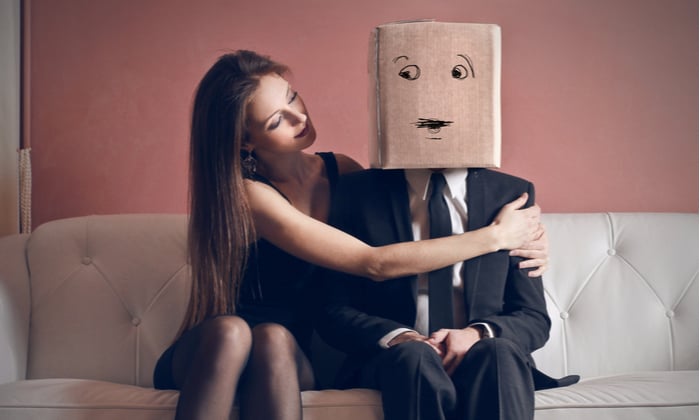 เห็นคนสวย เป็นต้องหนี เพราะ ผมเป็น โรคกลัวผู้หญิงสวย